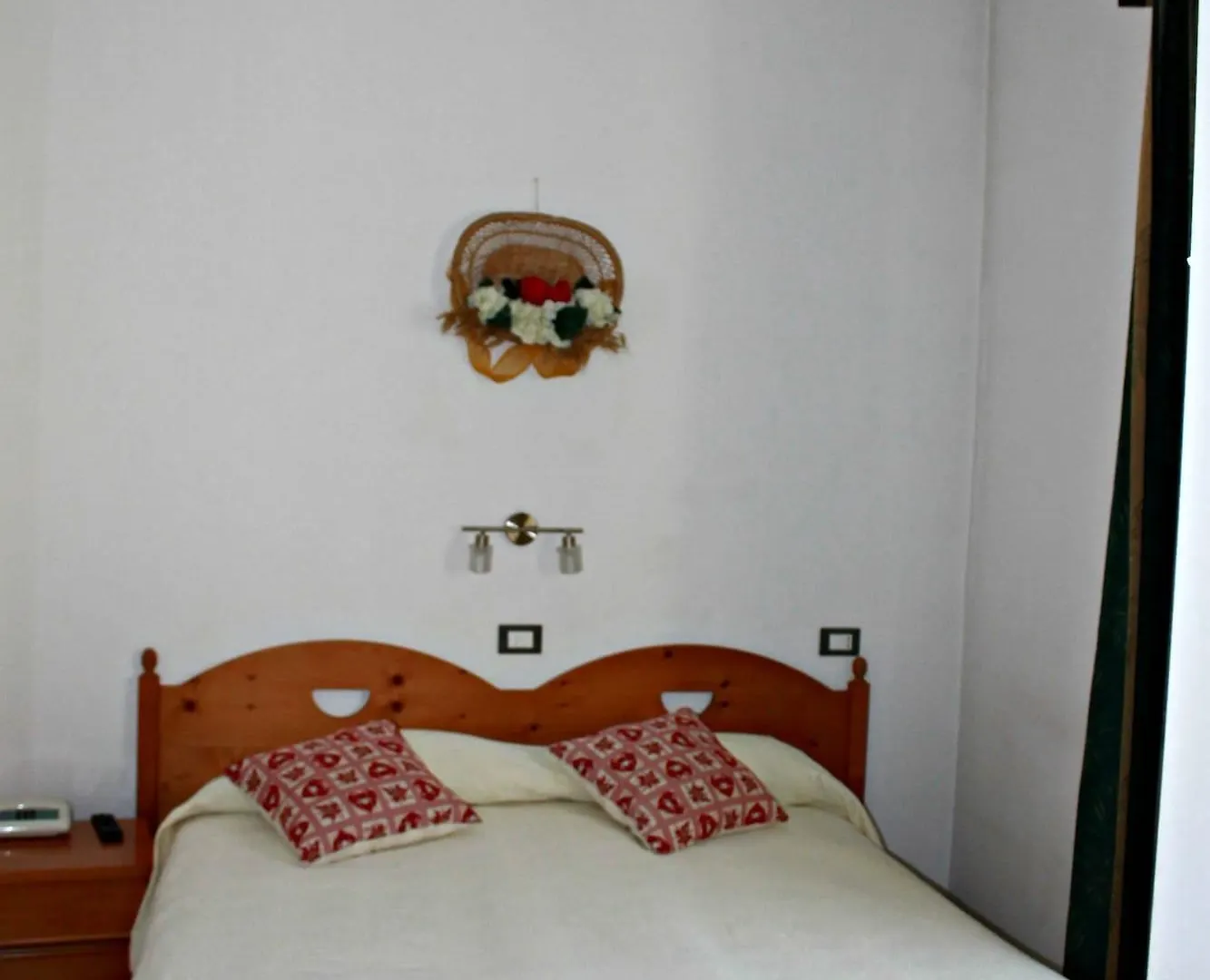 B&B Corte Rossa Tirano Bed & Breakfast