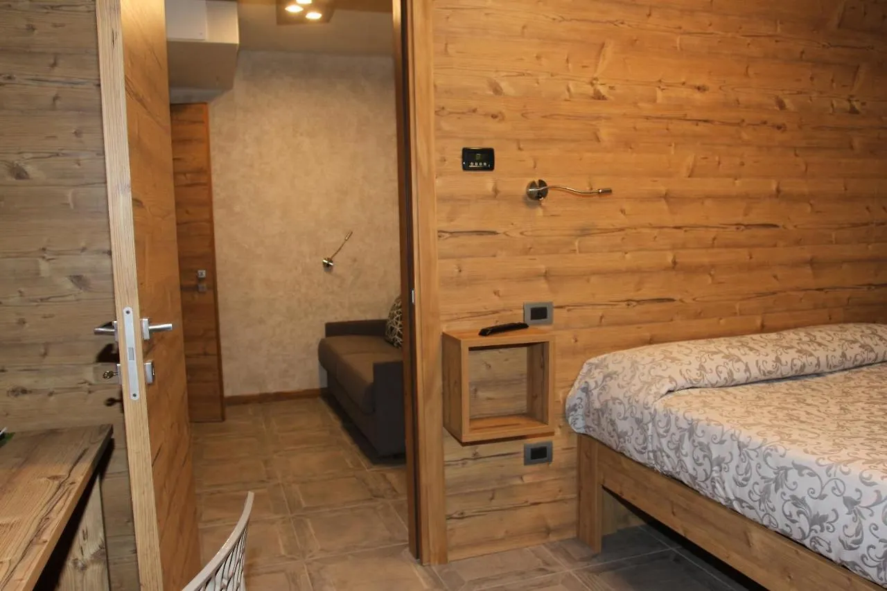B&B Corte Rossa Tirano 3*,